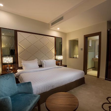 אל-מדינה Anast Hotel מראה חיצוני תמונה
